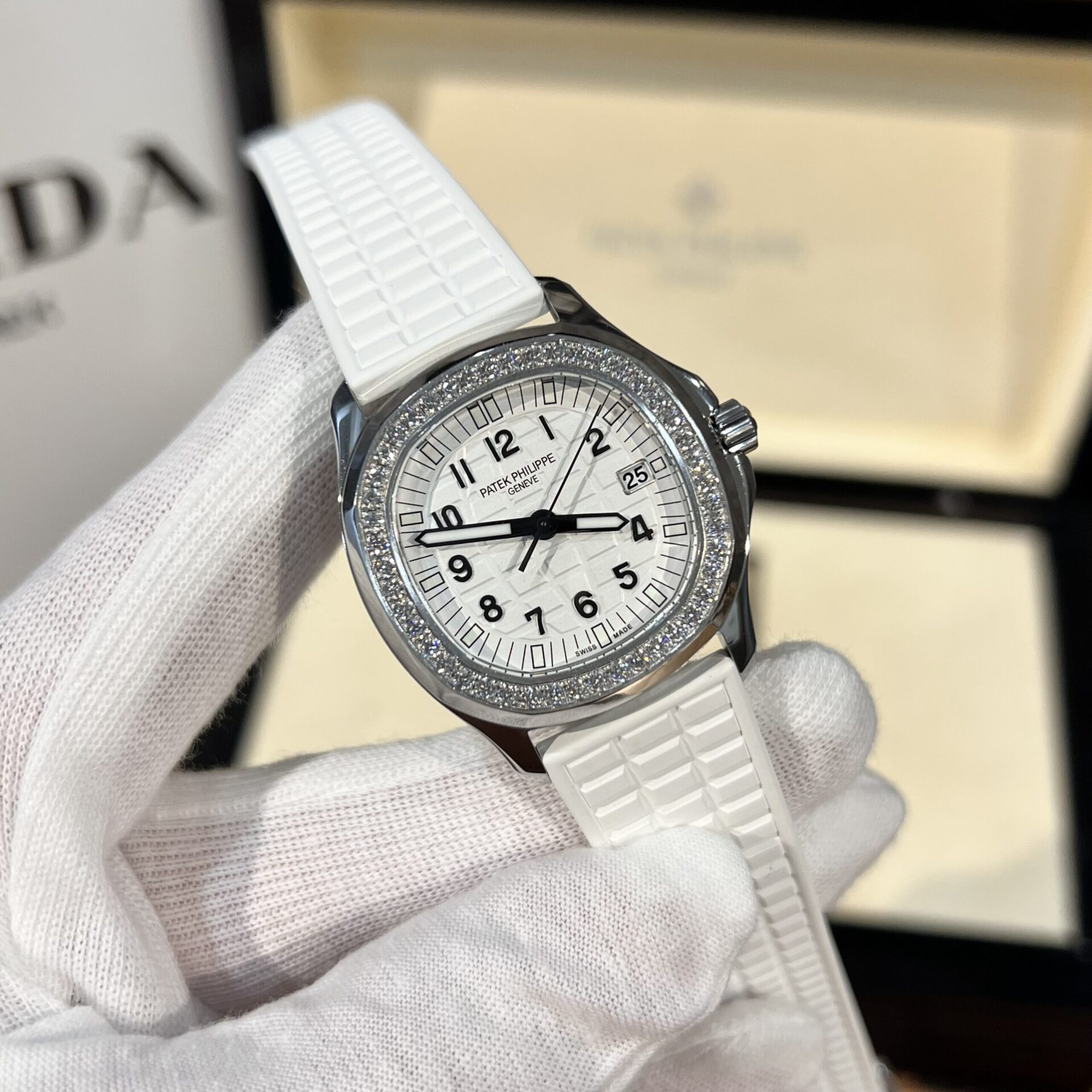 Patek Philippe Aquanaut 5067A White With Stone Bezel Replica 1:1 Watch PPF 35.6mm - Elite Watch Atelier