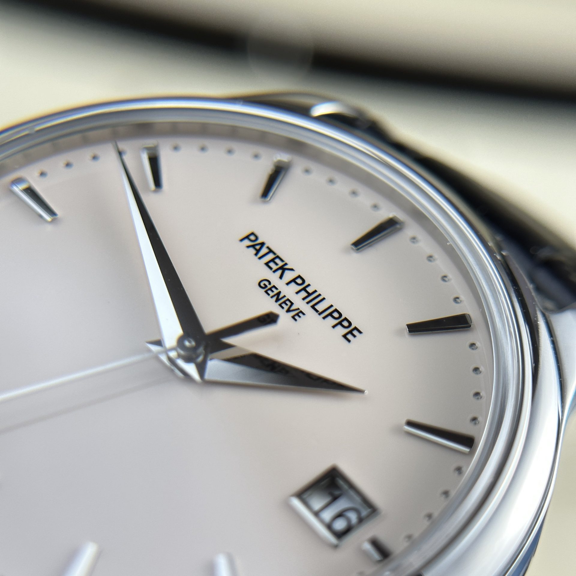 Patek Philippe Replica Watch Calatrava 5227G Mechanical Ivory Dial 3K Factory 39mm - Top club