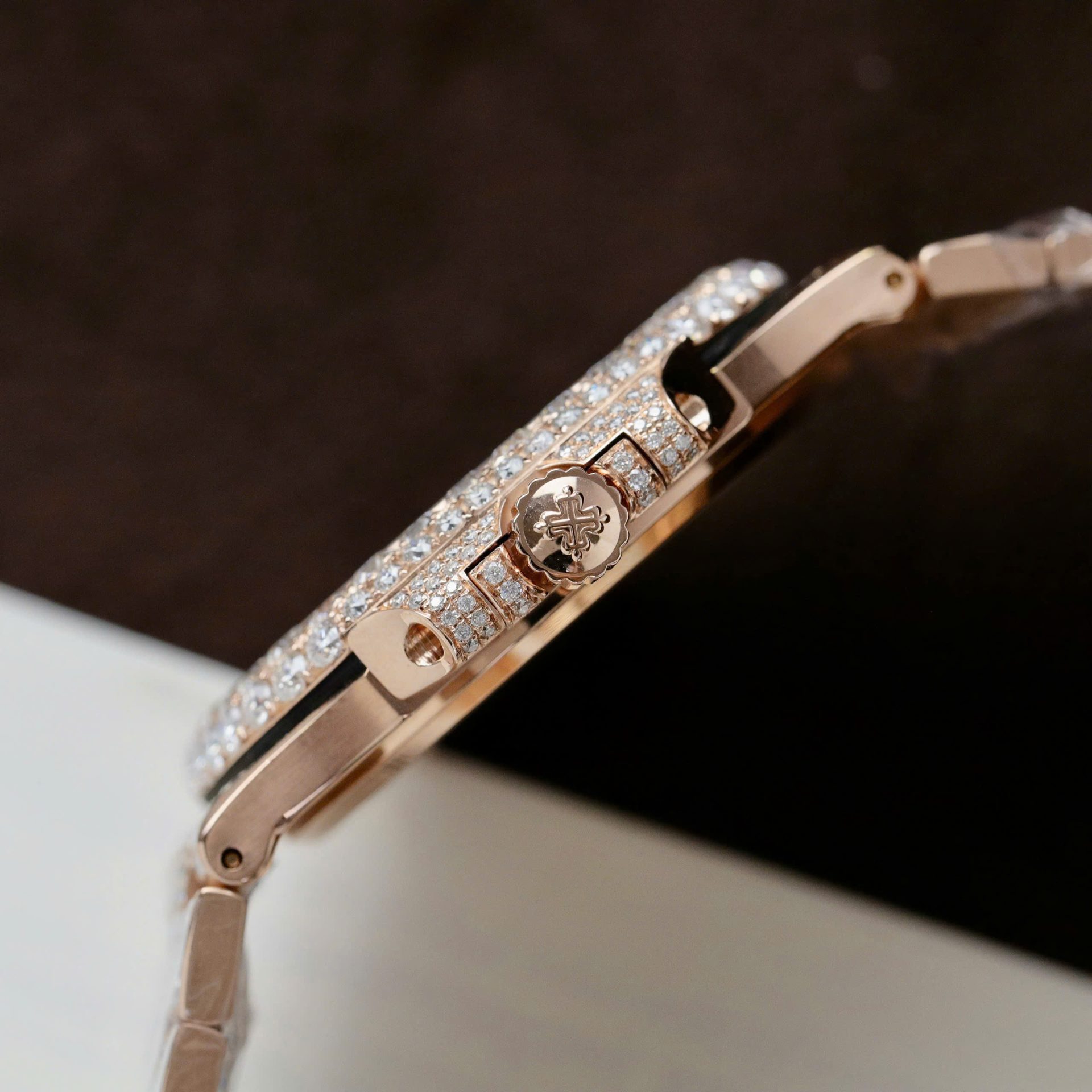 Patek Philippe Nautilus 5711 Replica Watch Gold Wrapped + Moissanite Diamonds Hong Kong Custom 40mm - Top club