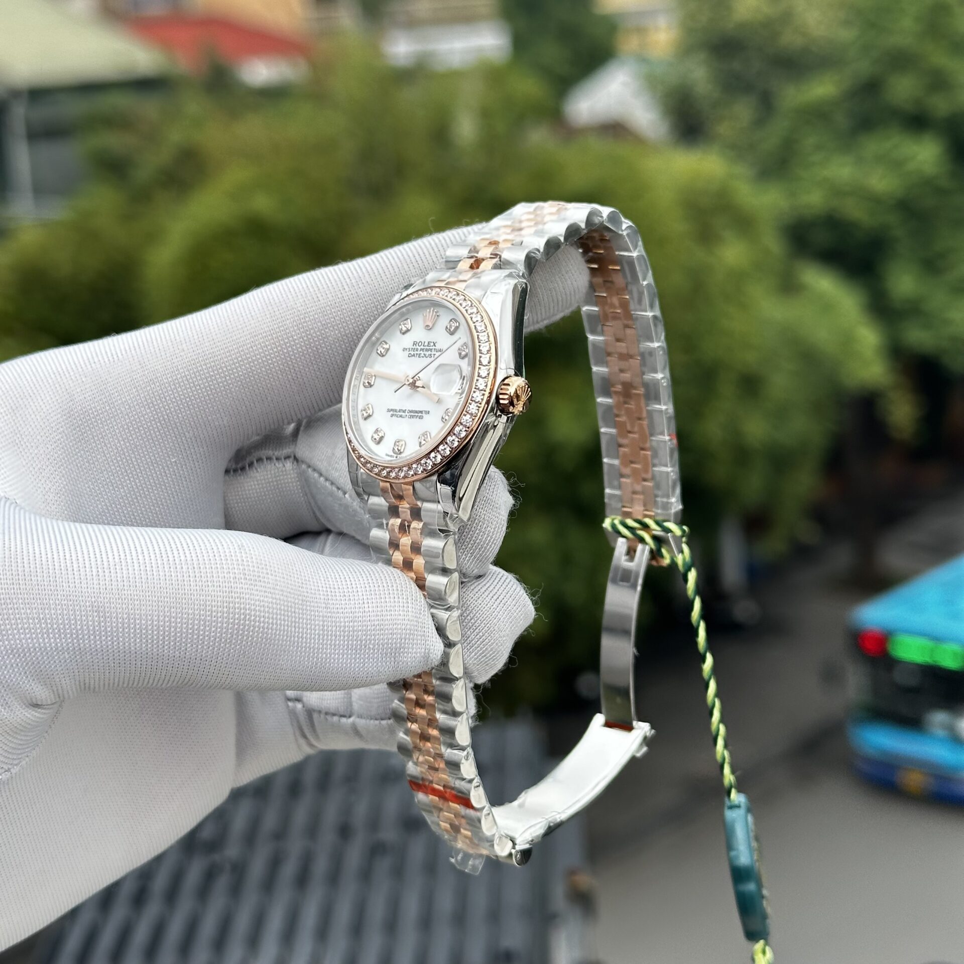 Rolex DateJust Replica Watch Mother Of Pearl Dial With Stone Bezel 31mm - Top club