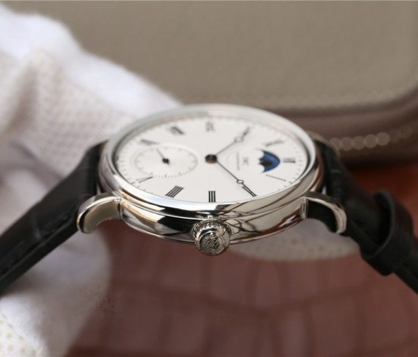 Replica IWC Vintage IW544805 White Dial Black Leather Strap - Top club