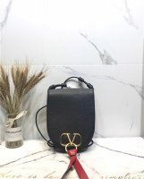 Valentino1:1High-quality replica