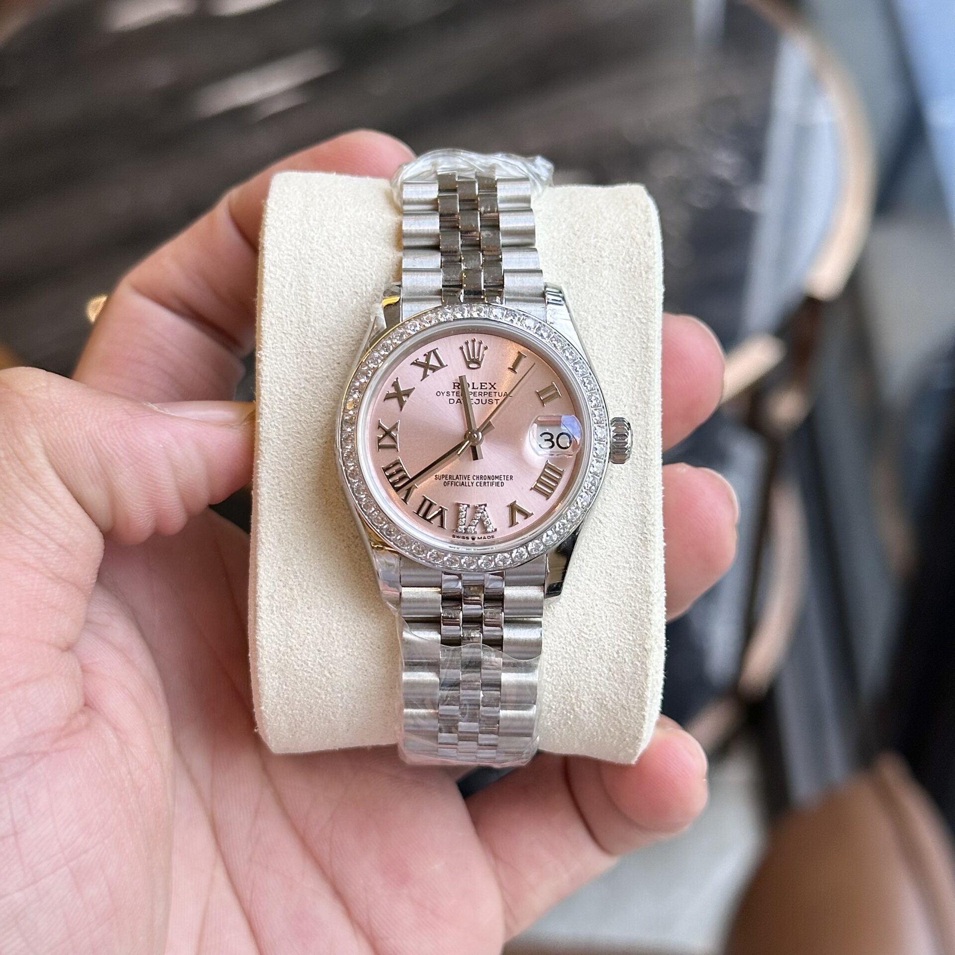 Rolex DateJust With Diamonds Pink Dial Replica Women s Watch EW 31mm - Top club