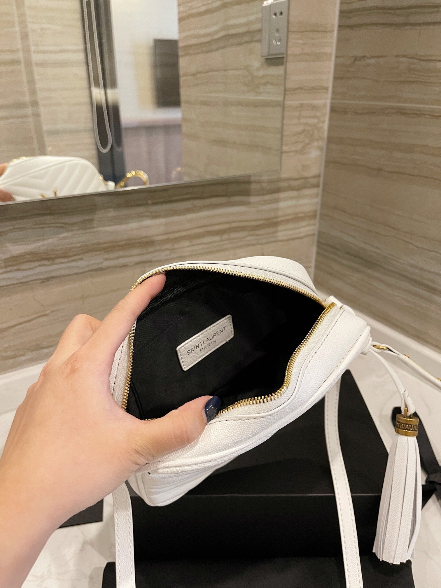 TO – Luxury Edition Bags SLY 1631:1High-quality replica