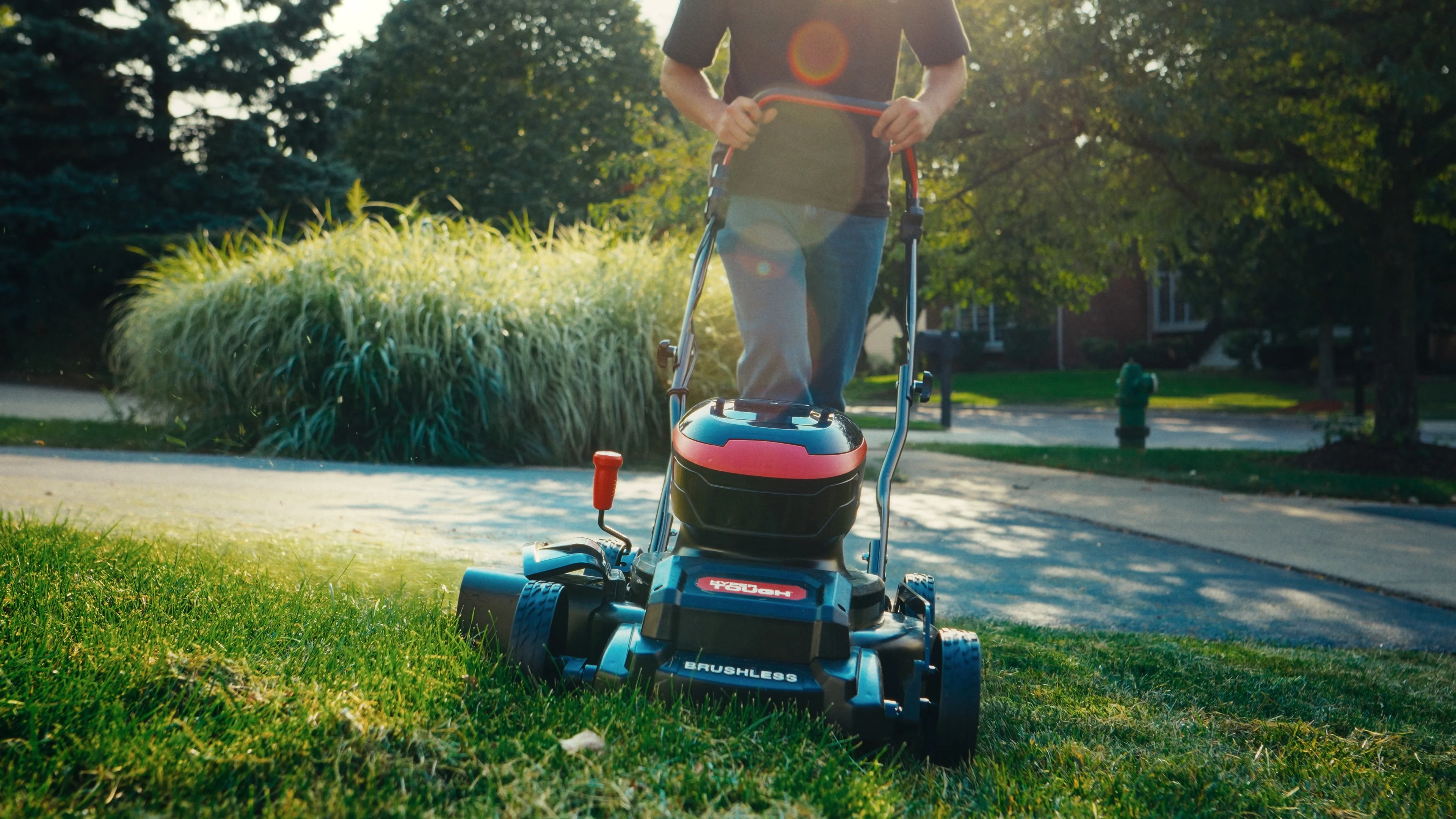 Hyper Tough 2x20 Volts Max 18-inch Brushless Side-discharge Mower, HY5601050516001 - Image 7