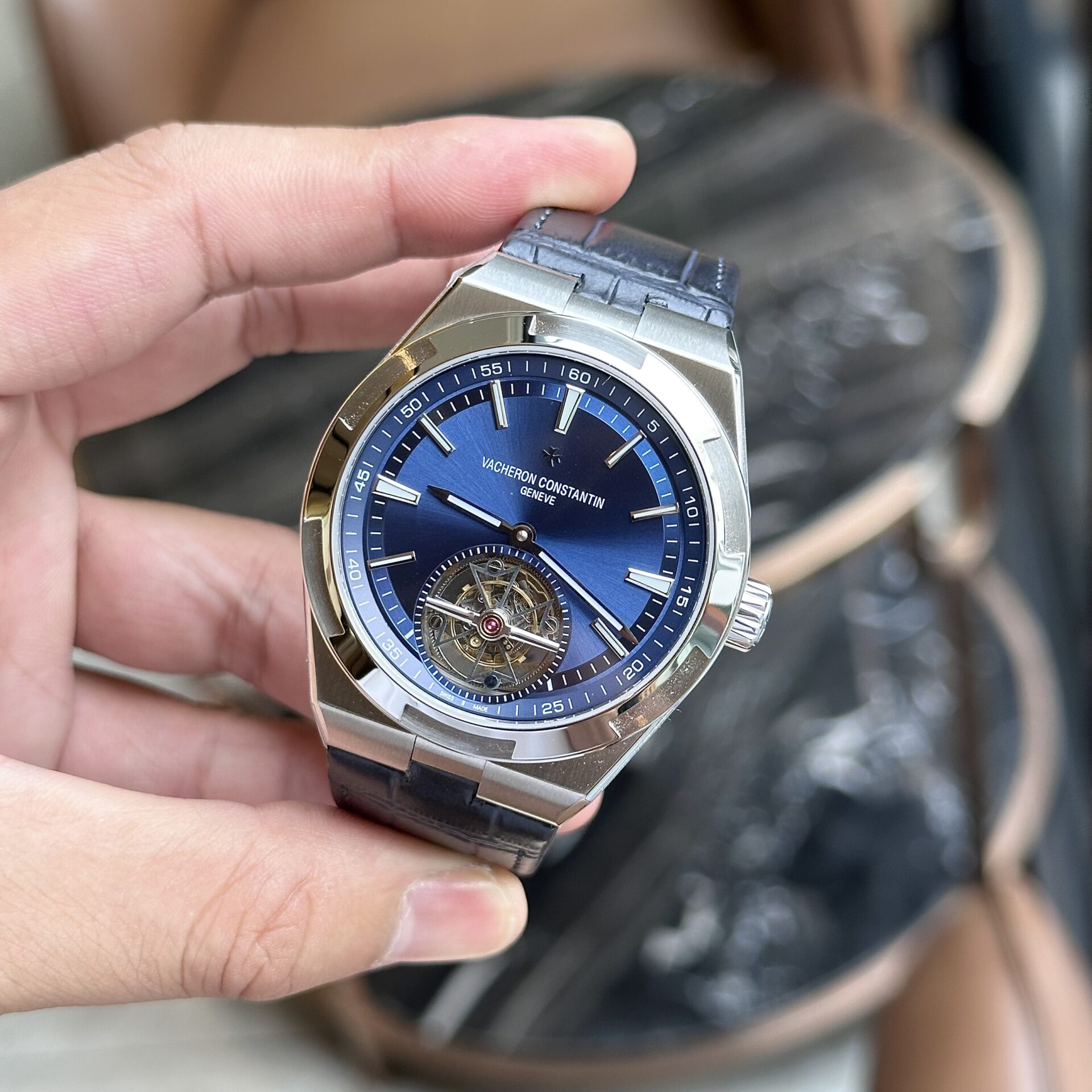 Vacheron Constantin Overseas 6000V Tourbillon Blue Replica 1:1 Watch 42.5mm - Top club