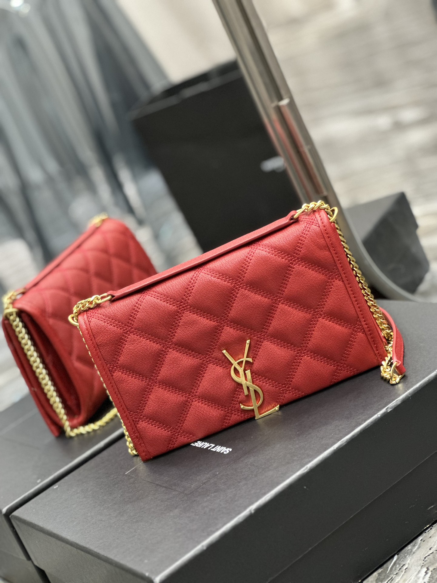Becky1:1High-quality replica