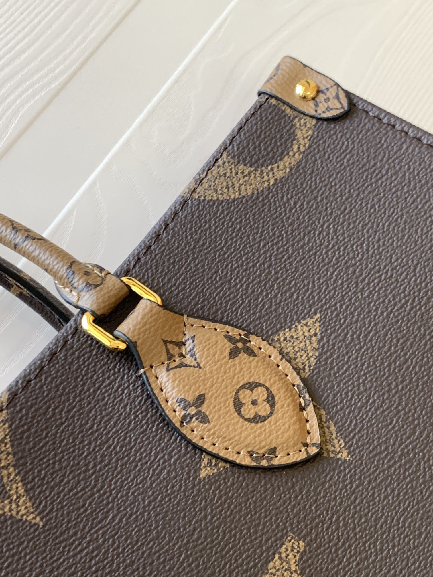 Louis Vuitton Onthego MM M453211:1High-quality replica