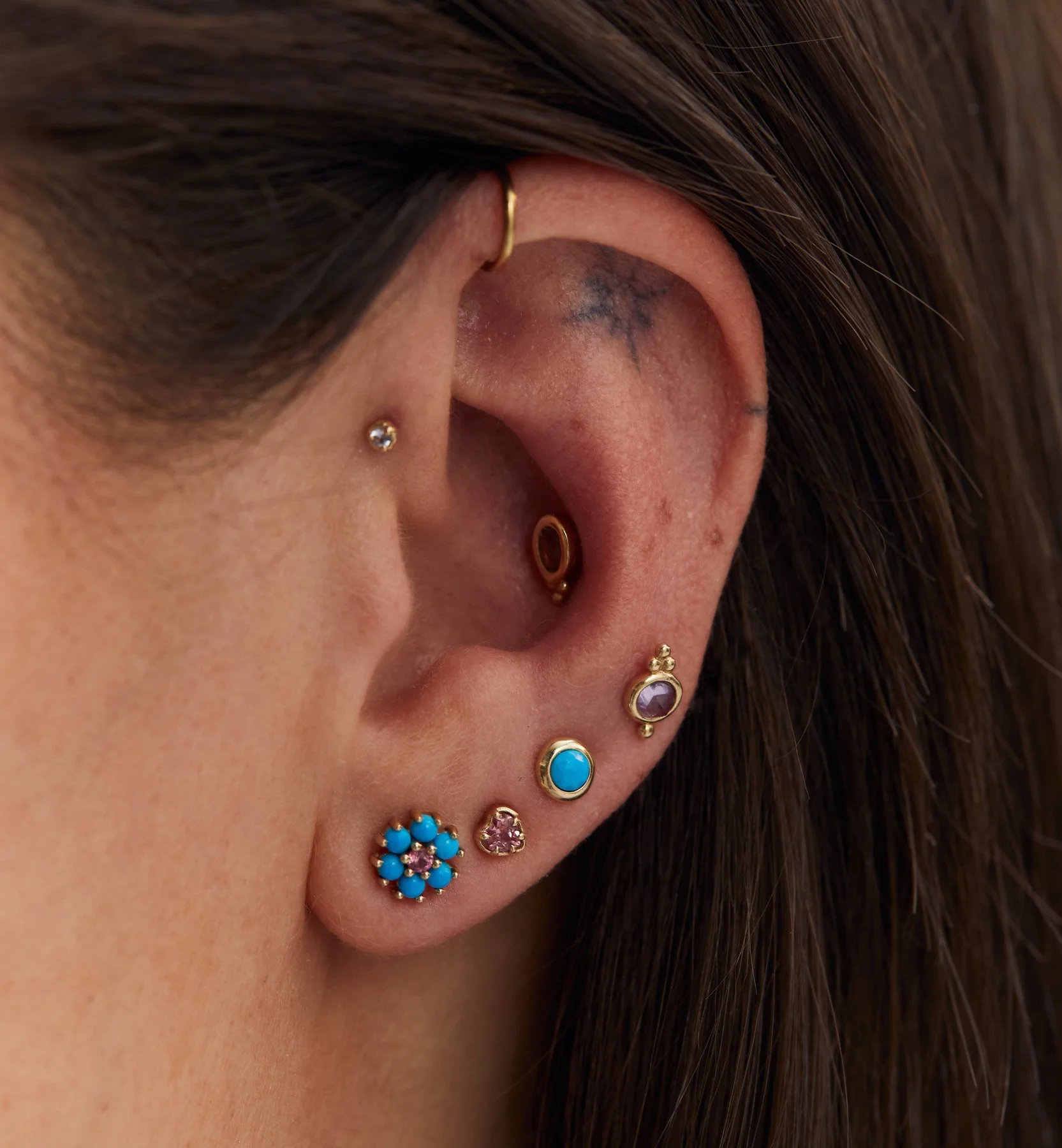 Wondrous Dahlia Piercing Front 14K