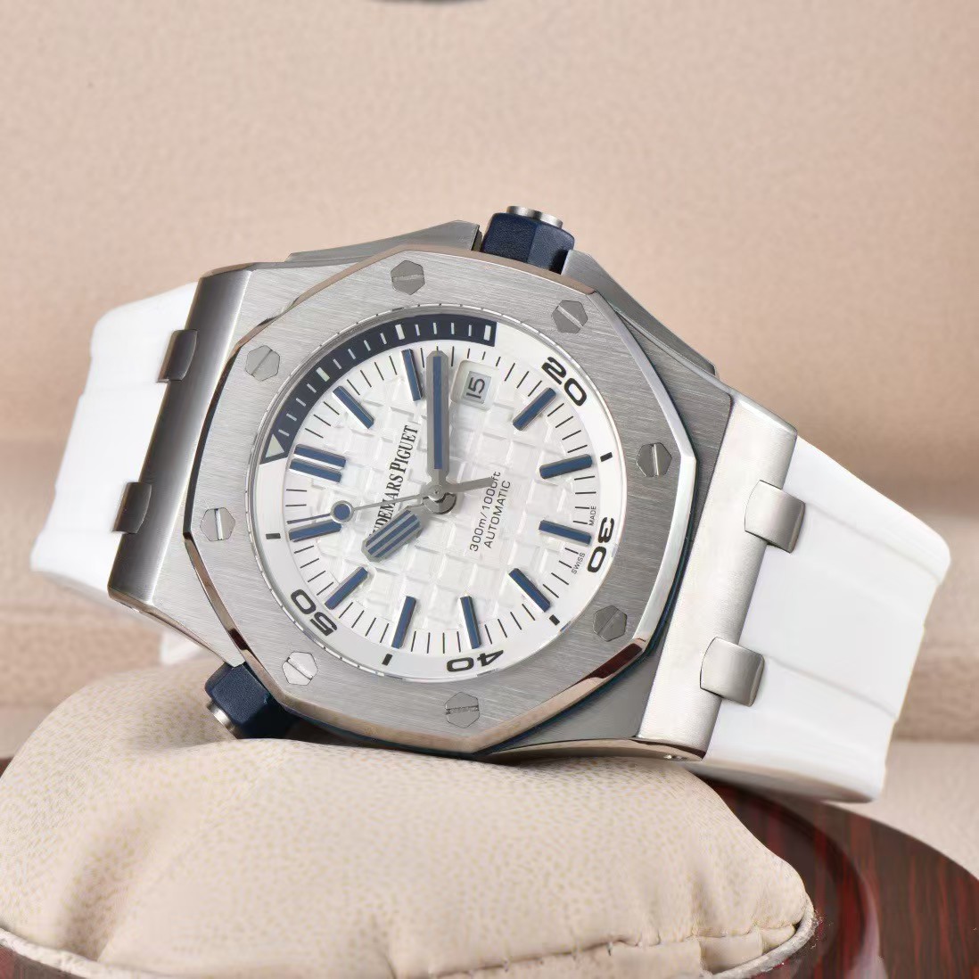 Top-tier 1:1 Audemars Piguet Royal Oak Offshore Diver Watch - House of Replica