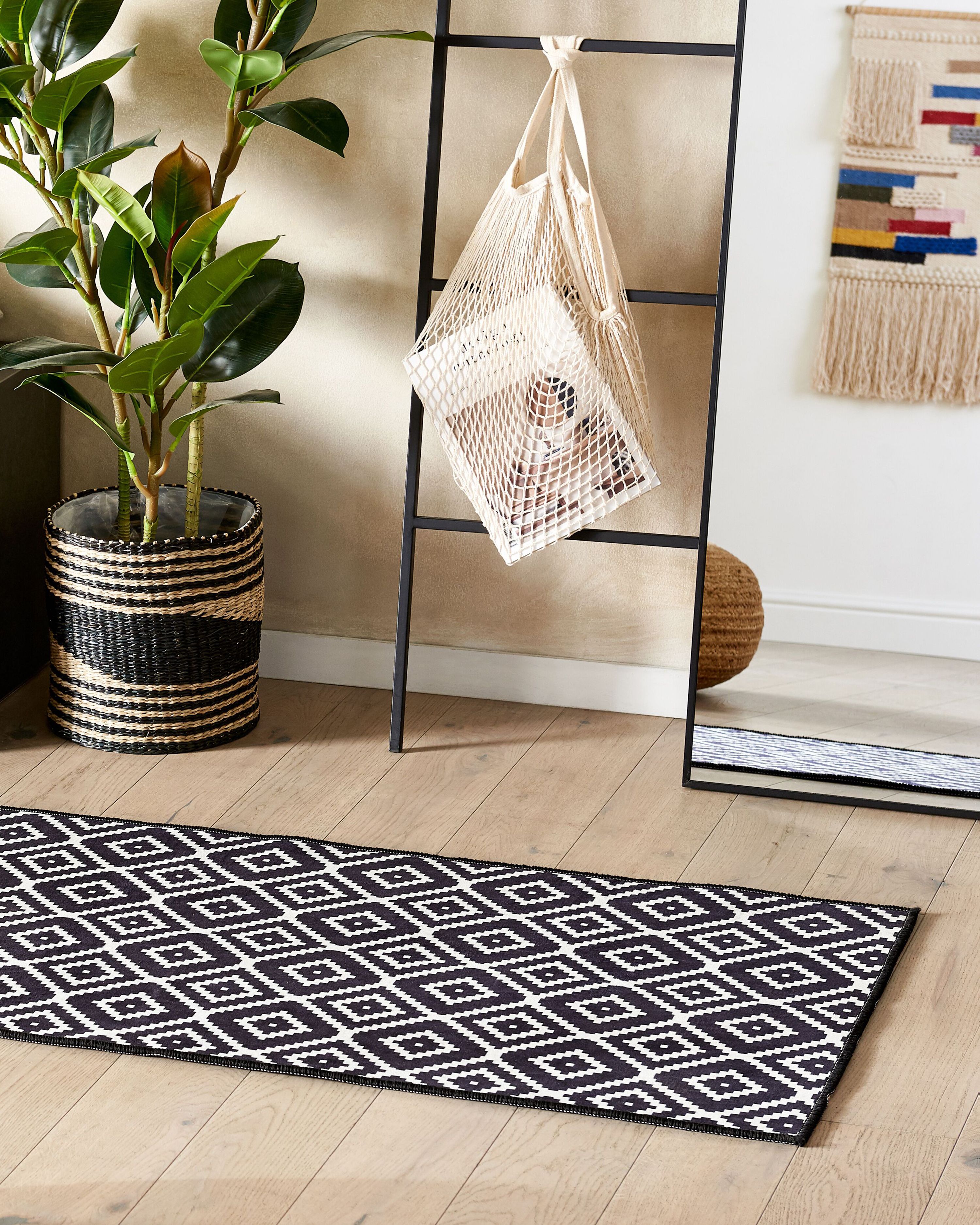 Rug KARUNGAL Black 60 x 200 cm