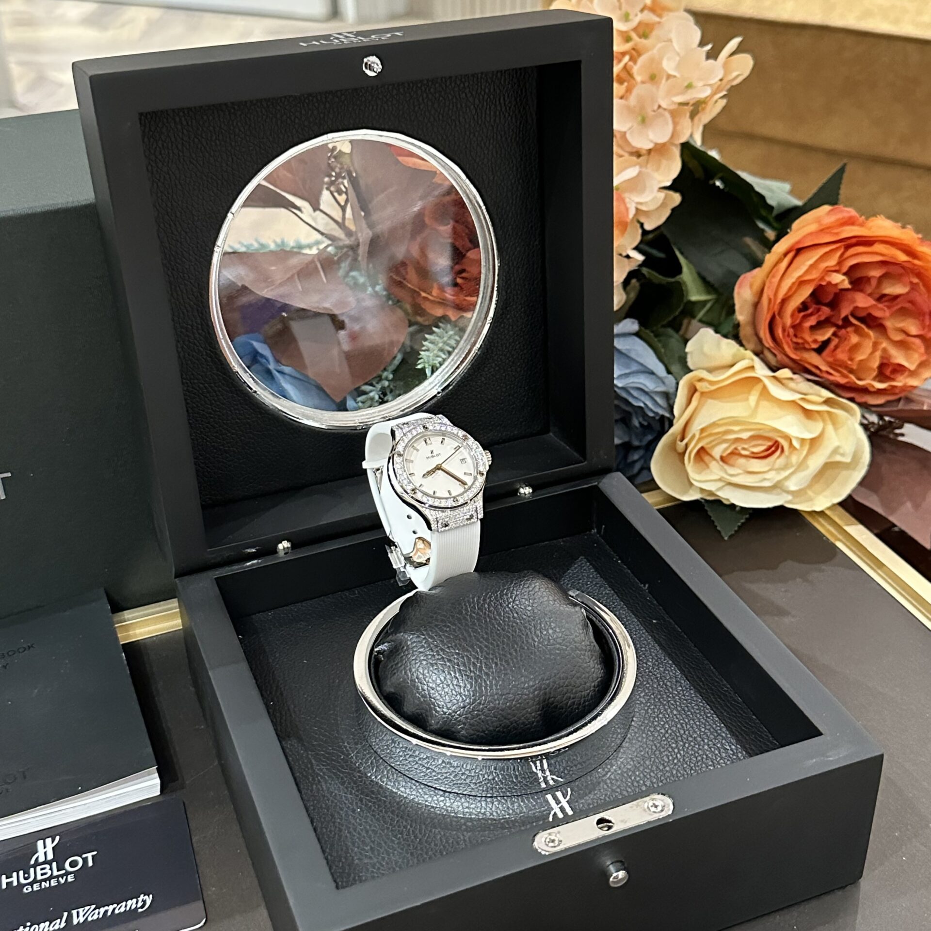 Hublot Classic Fusion Women s Best Replica Watch White Moissanite Diamond 33mm - Top club