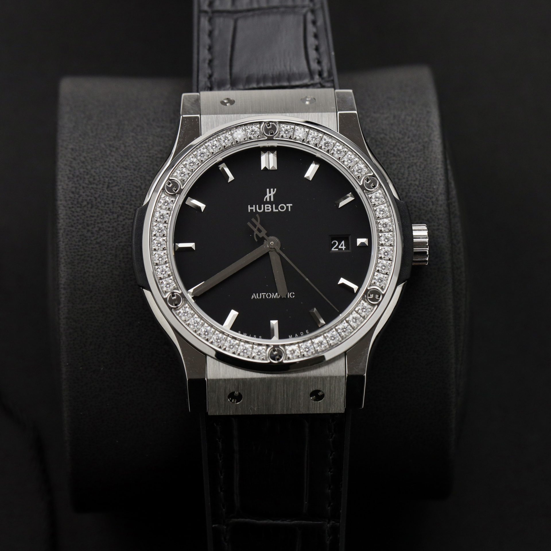 Hublot Replica 11 Watch Classic Fusion Face Black Moissanite Diamond APS Factory 42mm - Elite Watch Atelier