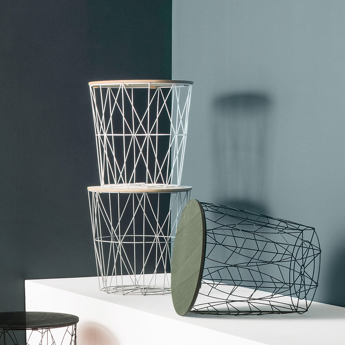 Side table "Kumi" White, D.40 cm