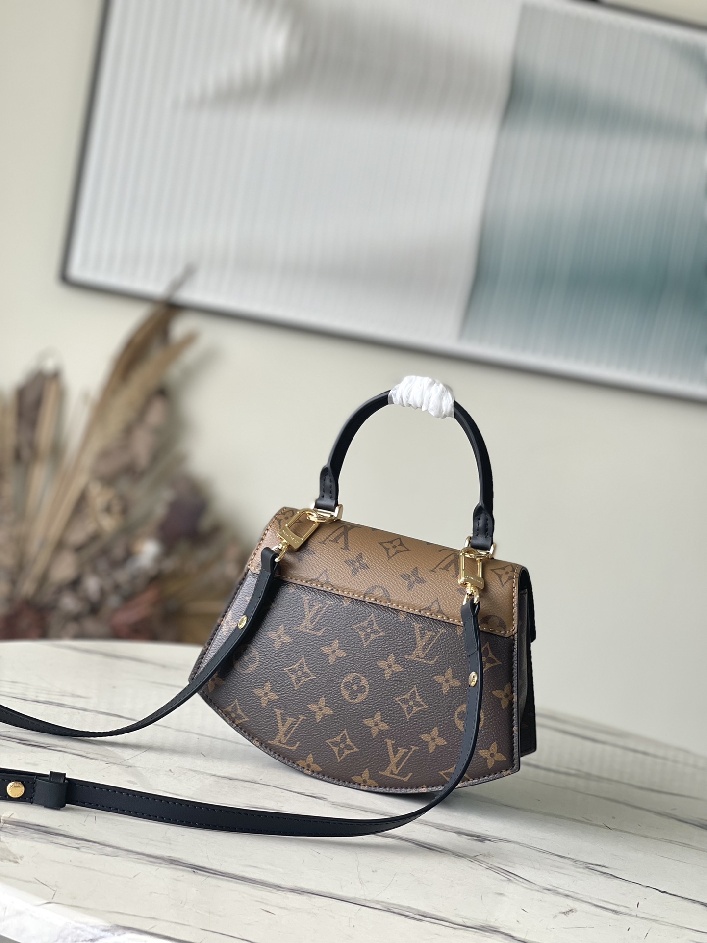 Louis Vuitton Tilsitt m465481:1High-quality replica