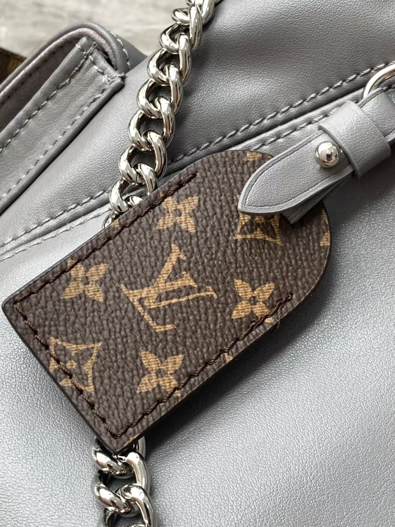 Louis Vuitton CarryAll Cargo Vibe PM Bag1:1High-quality replica