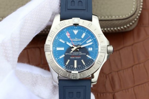 Replica Breitling Avenger GMT SS GF Blue Dial Blue rubber Strap A2836 - Top club