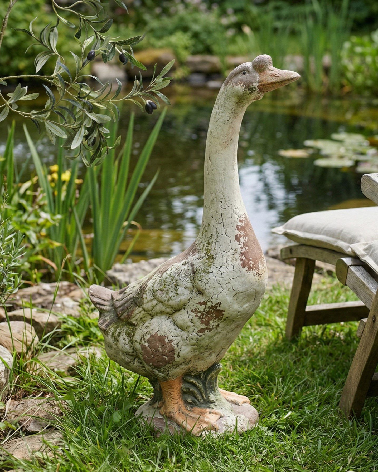 Garden Statue SARNO Goose Beige