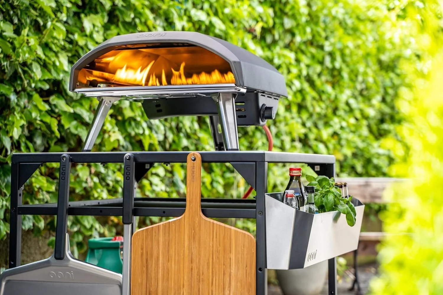 ooni Large Modular Outdoor Table - 31x31x35 Inch Stainless Steel Pizza Oven Stand - Image 5 ooni Large Modular Outdoor Table - 31x31x35 Inch Stainless Steel Pizza Oven Stand - Image 5