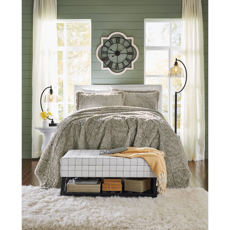 Faux-Fur Oversized Quilt and Sham - MIDNIGHT VELVET CATALOG