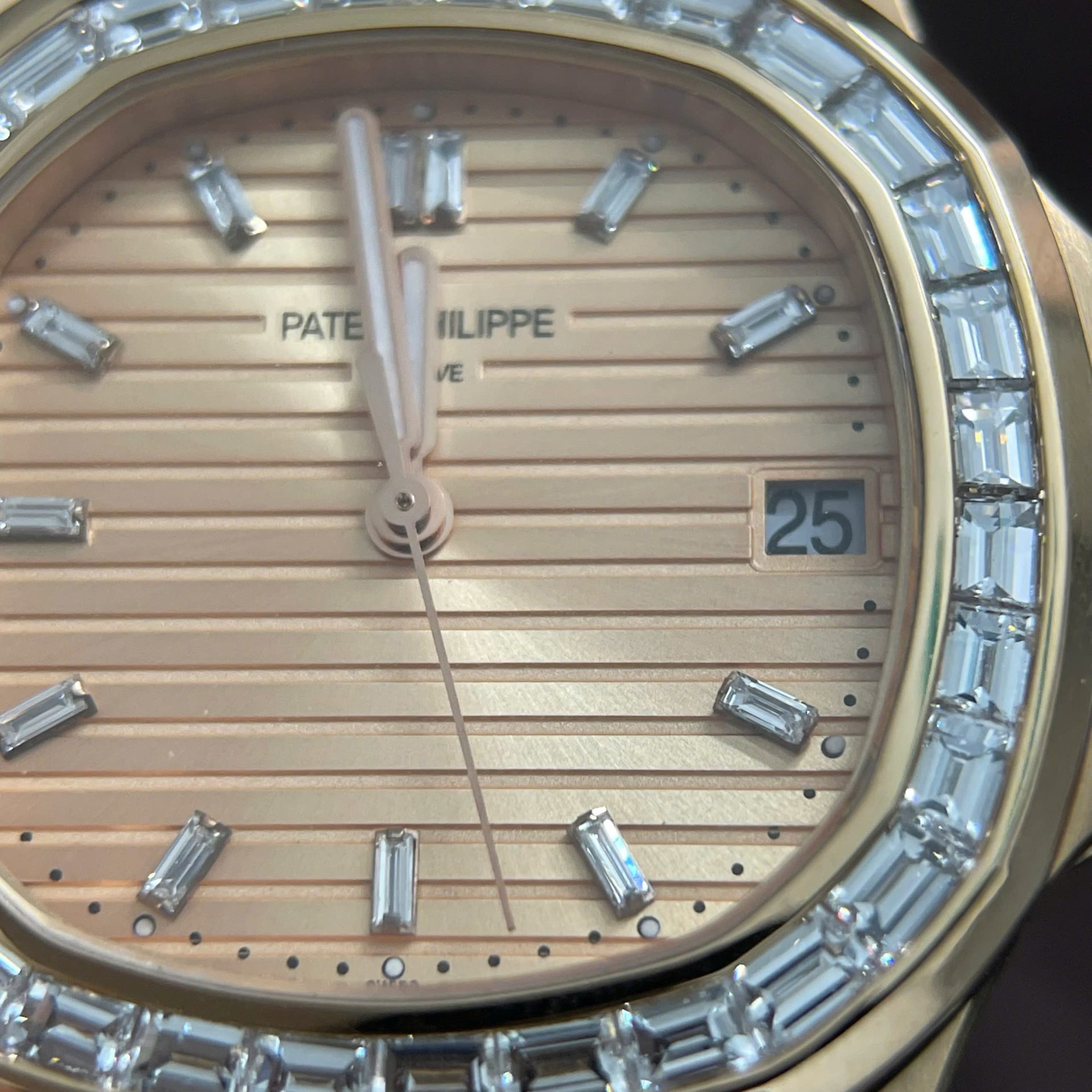 Patek Philippe Nautilus 5723 Replica Watches Custom Solid Rose Gold 18K And Diamonds Natural 40mm - Top club