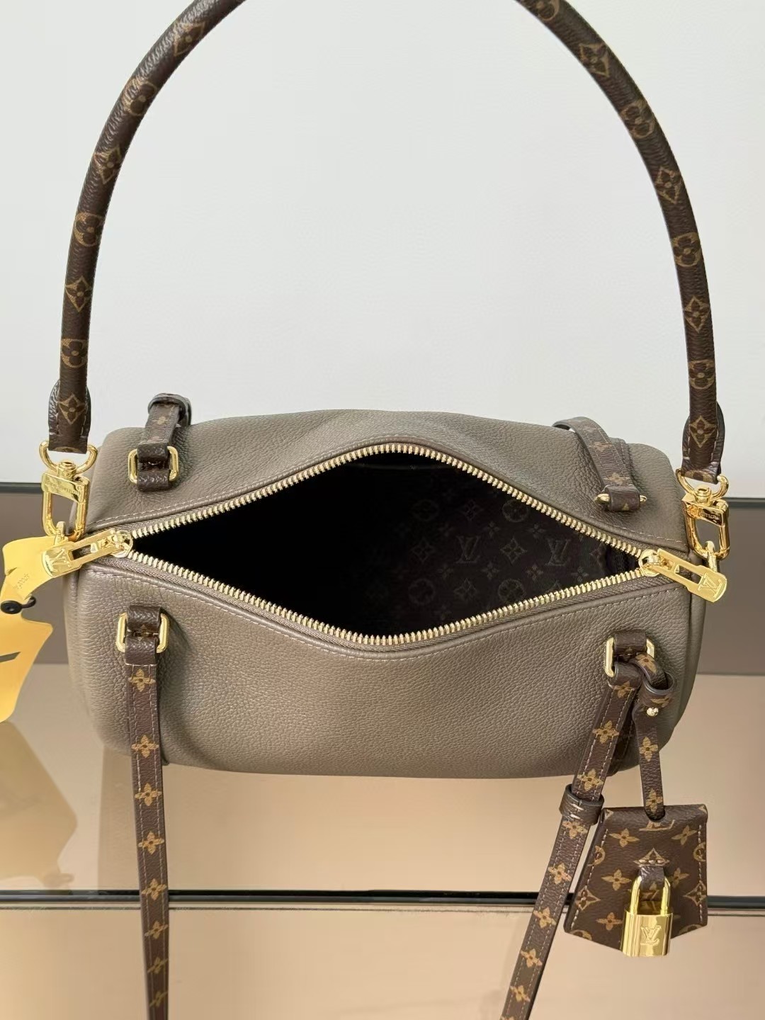 Louis Vuitton EXPRESS Small HandBag1:1High-quality replica