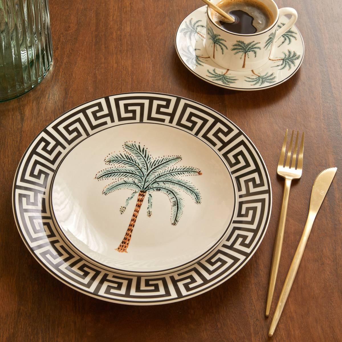 Set of 6 dessert plates "Reso" Porcelain, D.19 cm