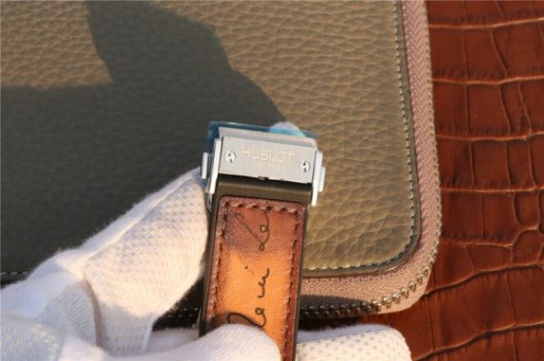 Replica Hublot Classic Fusion 45mm SS Berluti Scritto Brown Leather Dial Gummy Strap A2892 - Top club