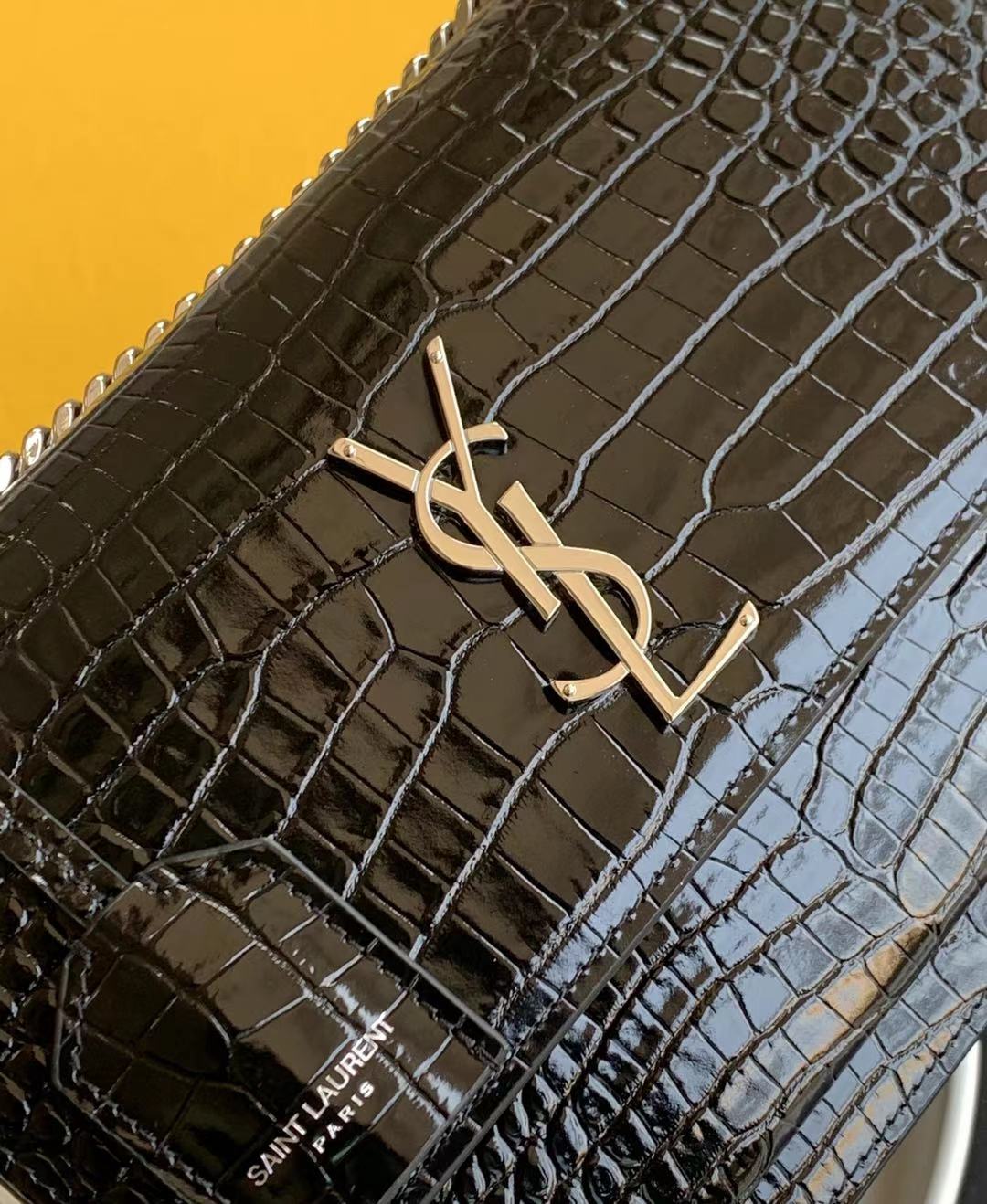 SUNSET MEDIUM CHAIN BAG IN SMOOTH LEATHER1:1High-quality replica