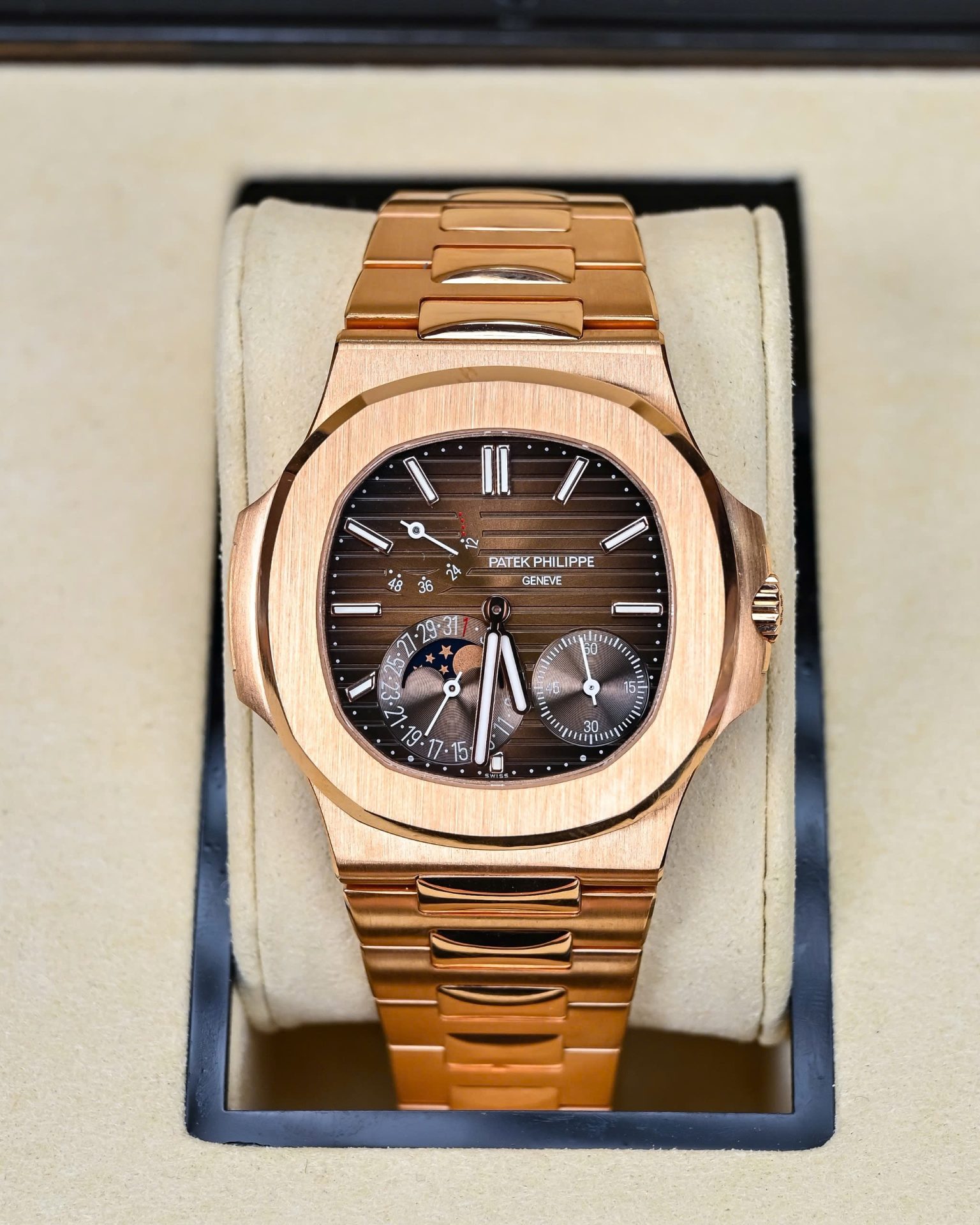 Patek Philippe Replica 1:1 Watch Nautilus 5712R 18K Solid Gold 40mm - Top club