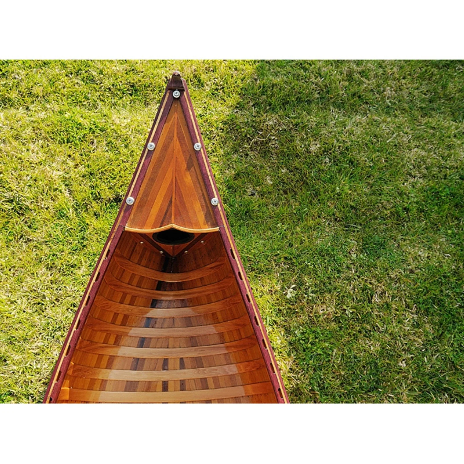 6 feet canoe with ribs - Image 9