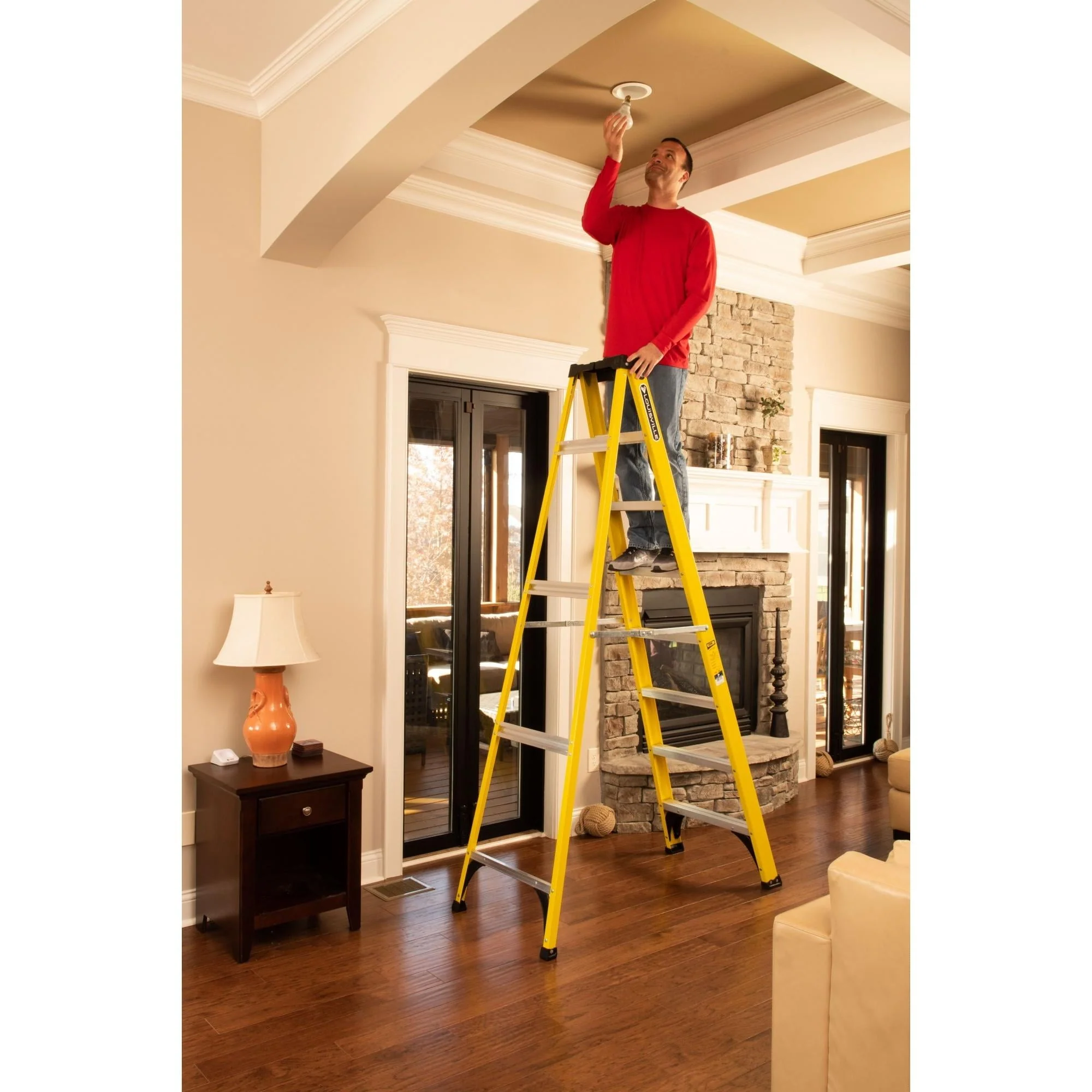 Louisville Ladder 8' Fiberglass Step Ladder, 12' Reach, 250 lbs Load Capacity, W-3118-08 - Image 7