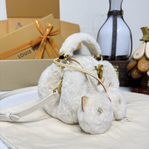 Louis Vuitton Capusnow Capucines handbag1:1High-quality replica