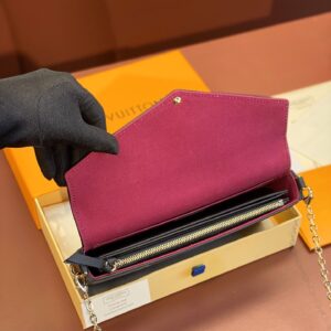 Louis Vuitton Félicie Pochette in black and beige Bicolor1:1High-quality replica