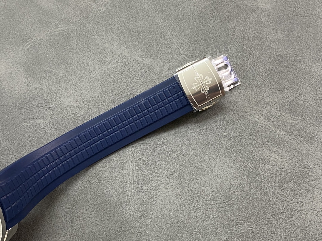 Fake Patek Philippe Replica Watch Aquanaut Chronograph White Gold Blue Dial 5968G-001 MMA(1:1 replica) - Top club
