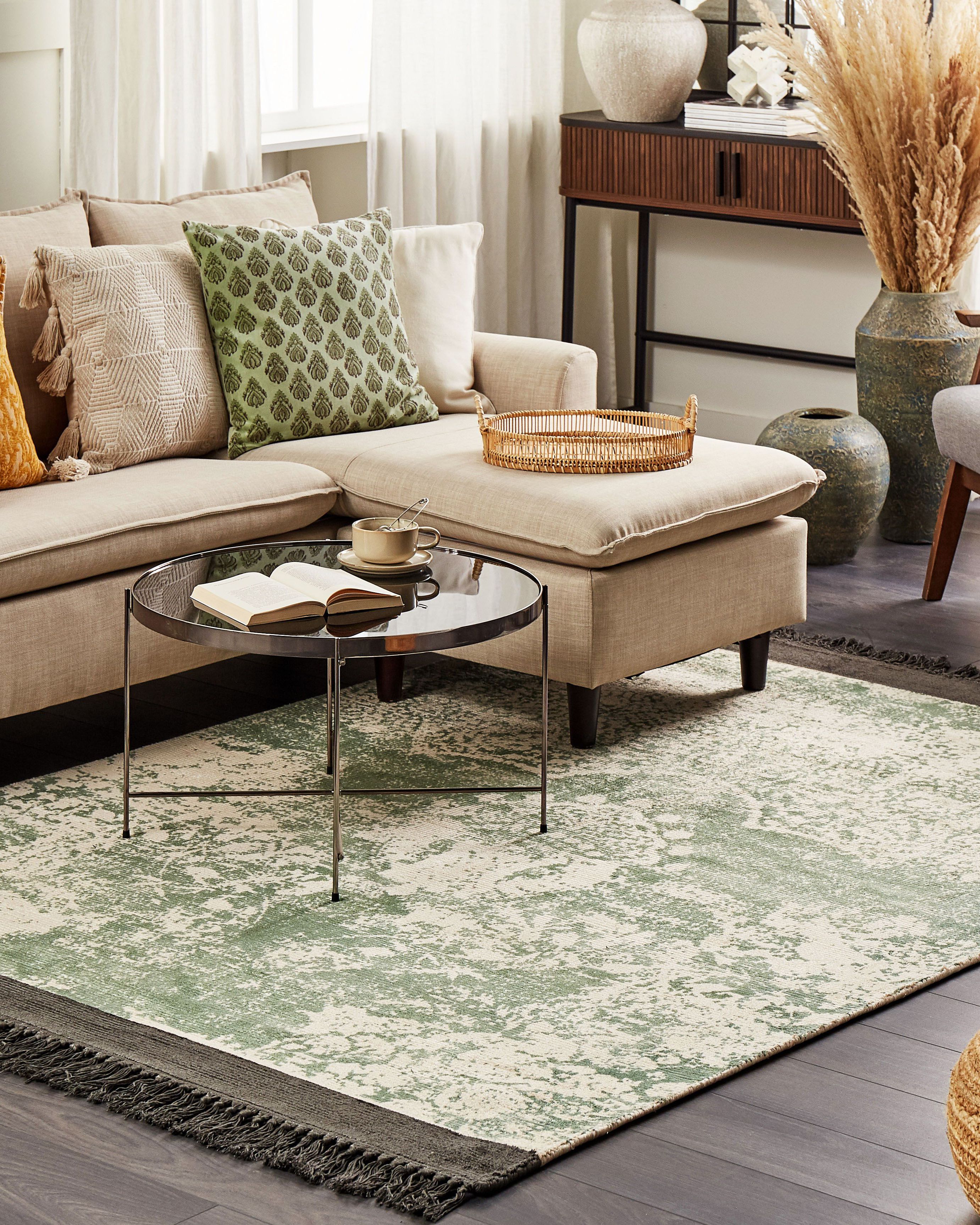 Rug AKARSU Green 140 x 200 cm Viscose