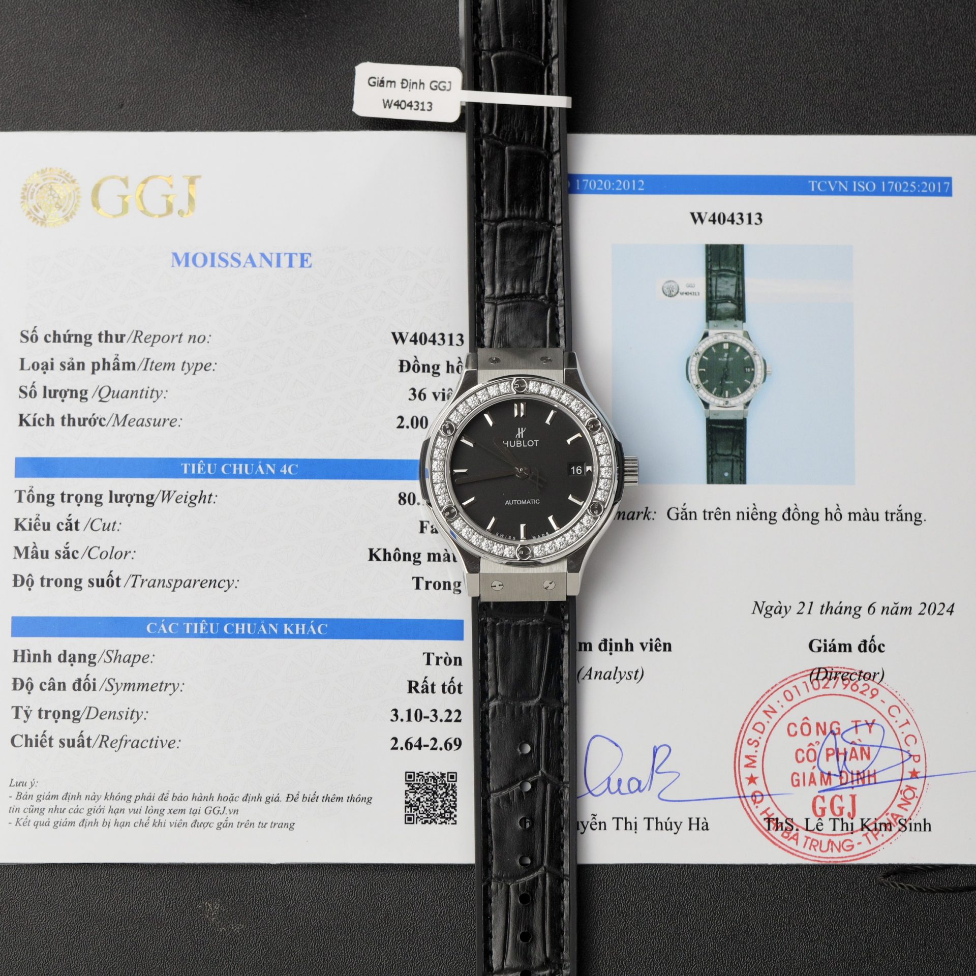 Hublot Replica 1:1 Watch Classic Fusion Black Moissanite Diamonds Factory HB 42mm - Top club