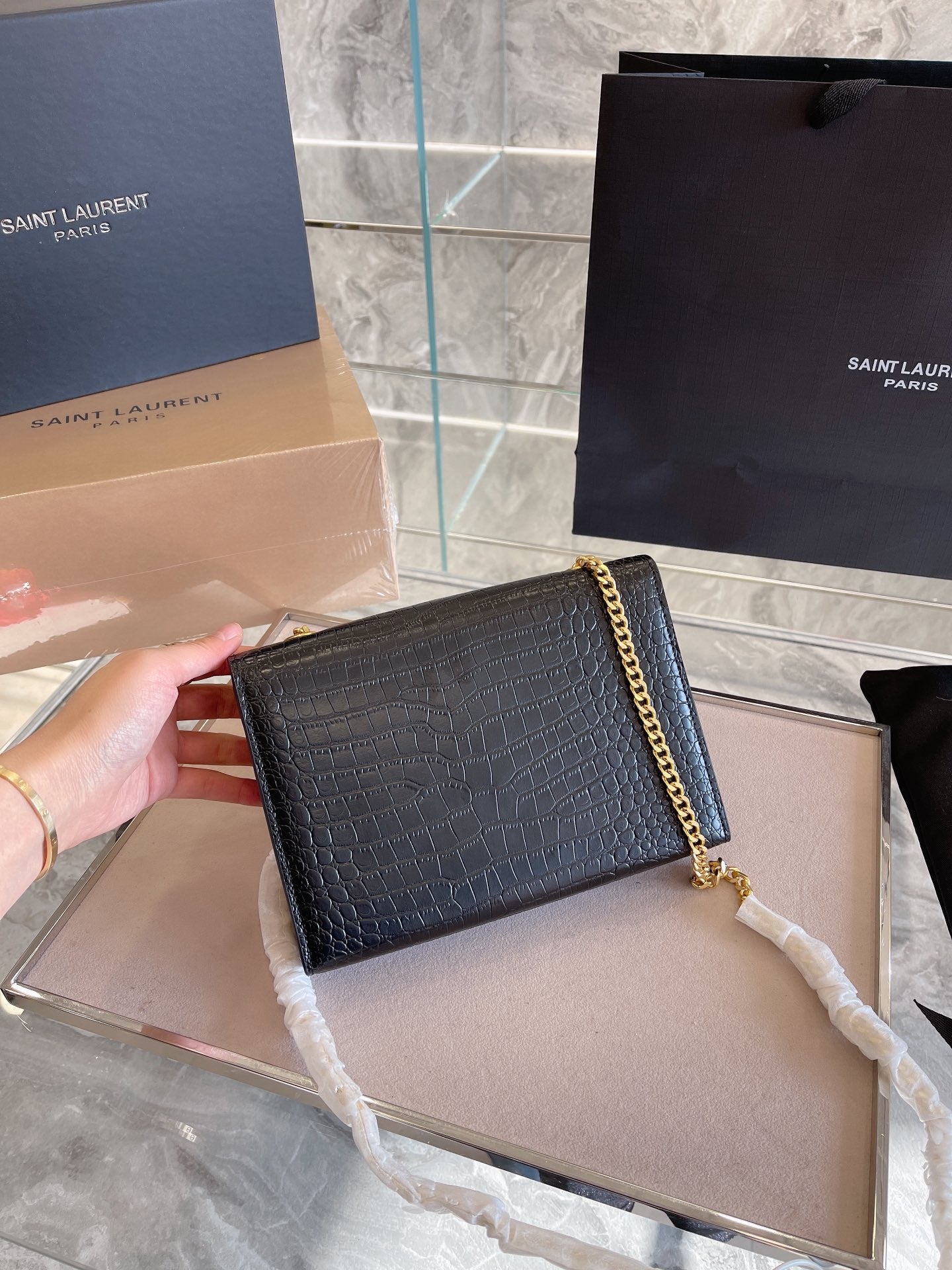 TO – Luxury Edition Bags SLY 1801:1High-quality replica