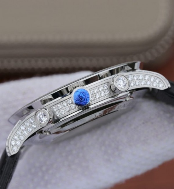 Replica IWC ZF Portuguese Chrono IW371447 Diamonds Bezel Leather Strap - Top club