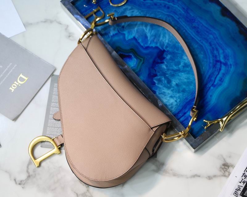 Saddle Bag With Strap Hazelnut Grained Calfskin – DB0711:1High-quality replica
