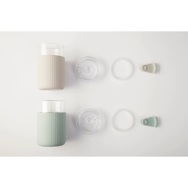Clean Travel 450ml Double-Layer Borosilicate Glass Mug Premium Car Cup with Silicone Sleeve Drinkware for On-The-Go Convenience