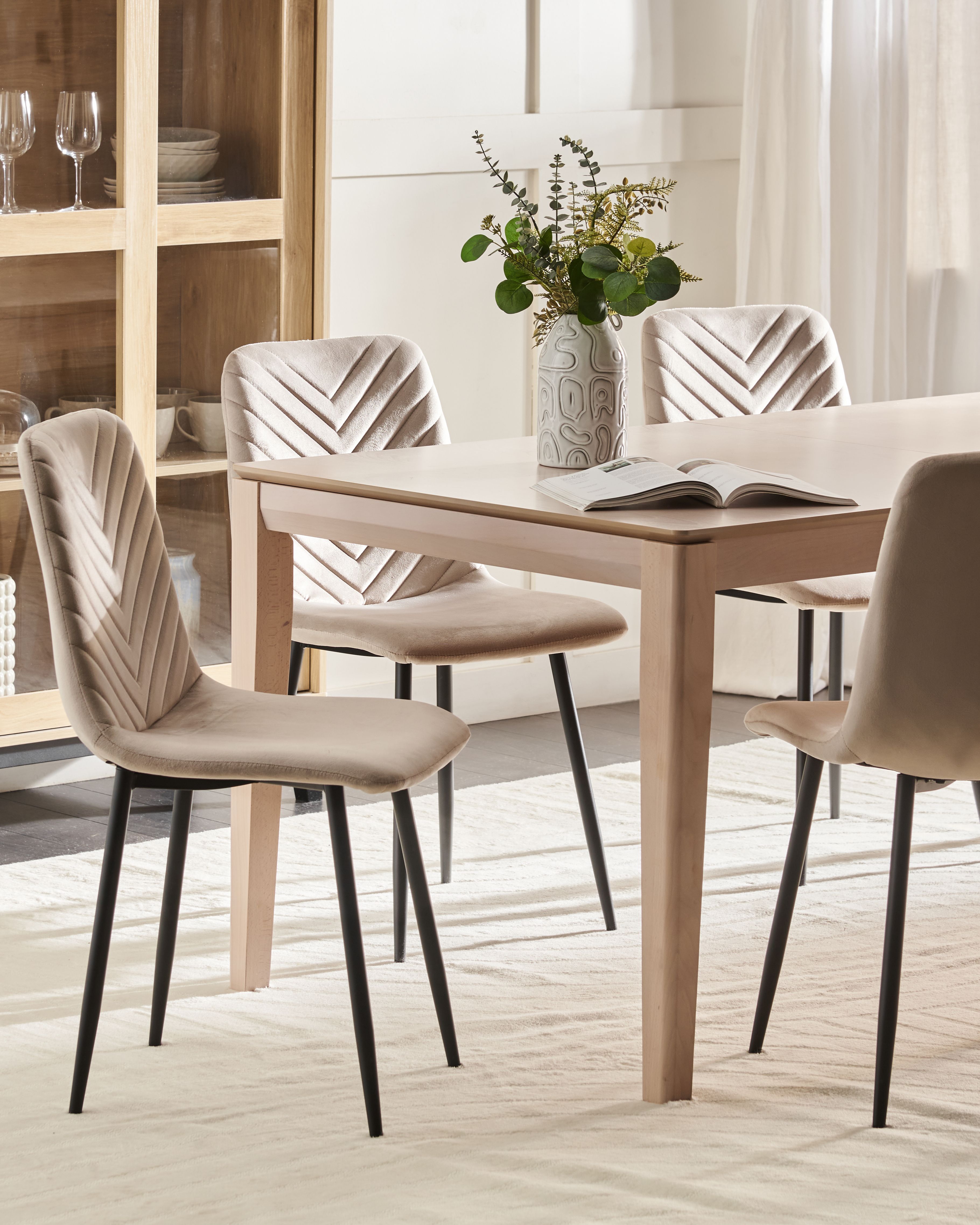 Set of 4 Dining Chairs HAVRE Velvet Beige