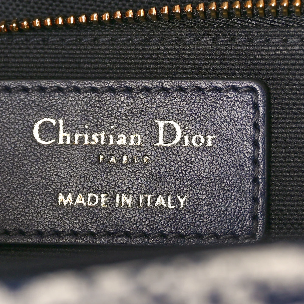 Mirror Quality Replica Dior Montaigne Bag – Elegant and Affordable