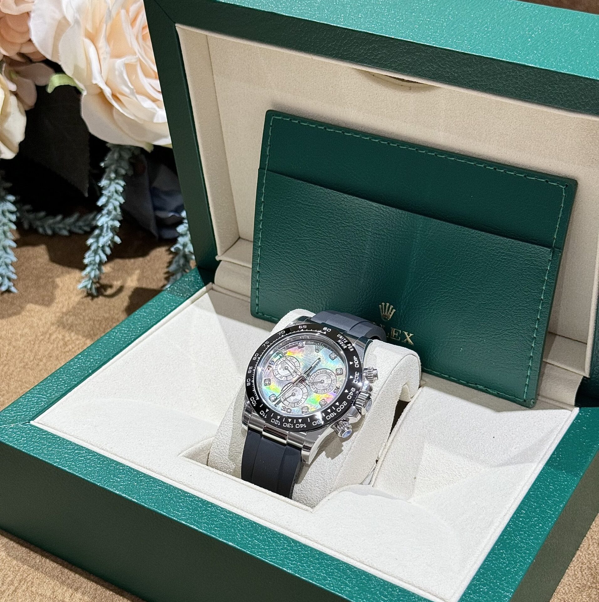 Rolex Replica Watches Daytona Mother Of Pearl And Moissanite Diamonds Dial 40mm - Top club