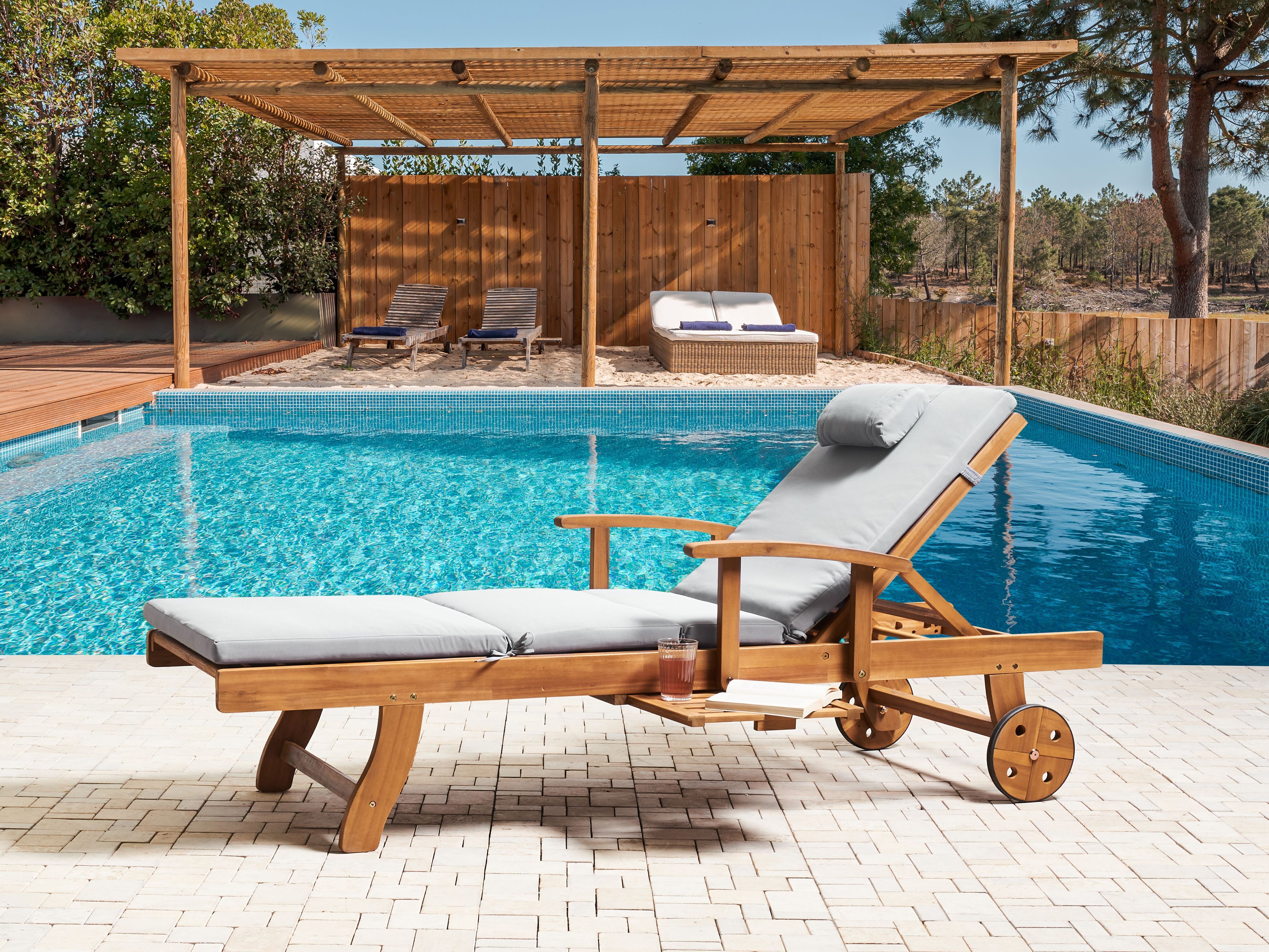 Sun Lounger with Cushion JAVA PREMIUM Acacia Wood Light Grey