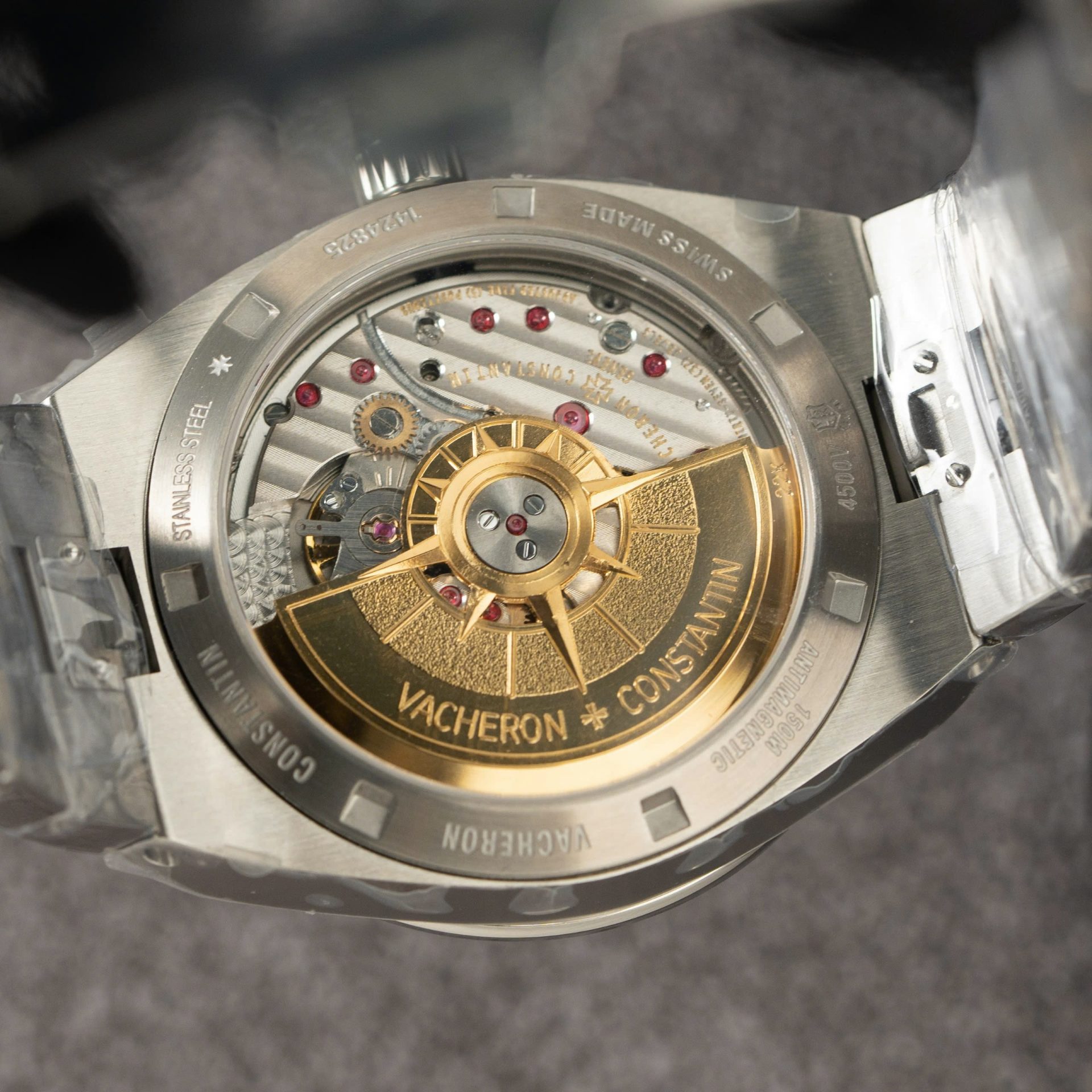 Vacheron Constantin Overseas 4500V Replica Watch Green Dial PPF Factory 41mm - Top club