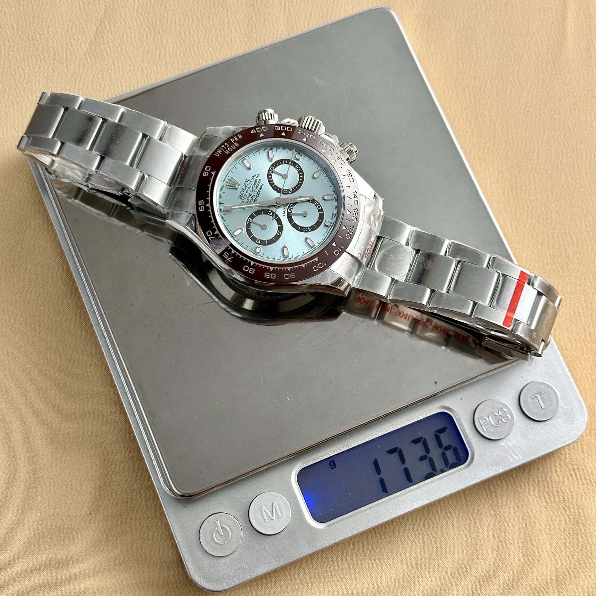 Rolex Cosmograph Daytona 116506 Replica Watch Refined Weight Replica V2 40mm - Elite Watch Atelier