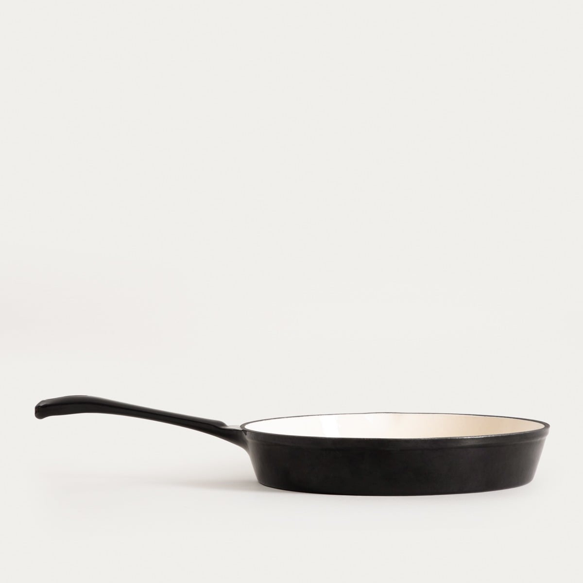 Patelnia żeliwna ANDREAS czarna 26cm