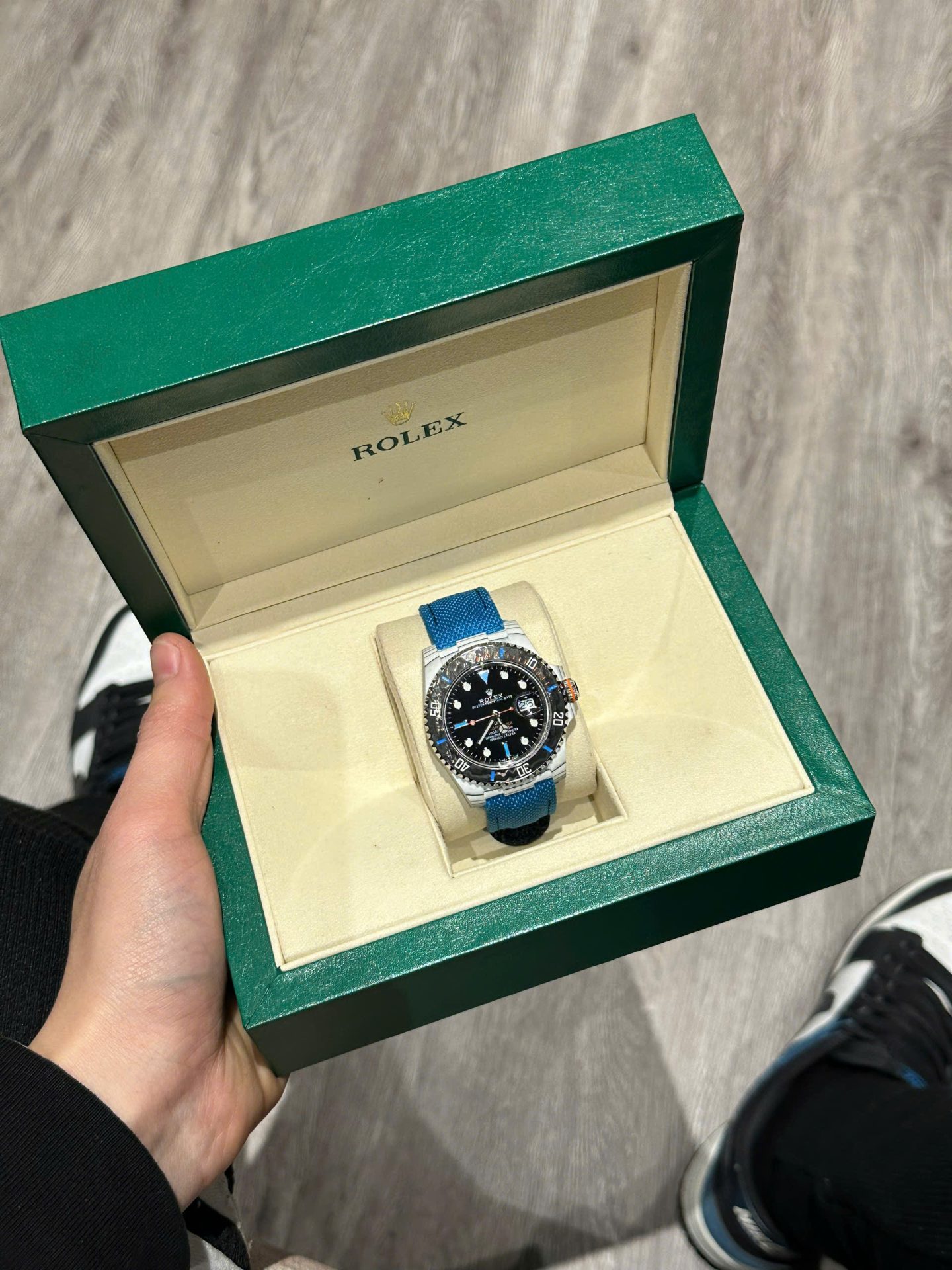 Rolex Submariner DIW Carbon Best Replica Watch Black Dial 40mm - Top club