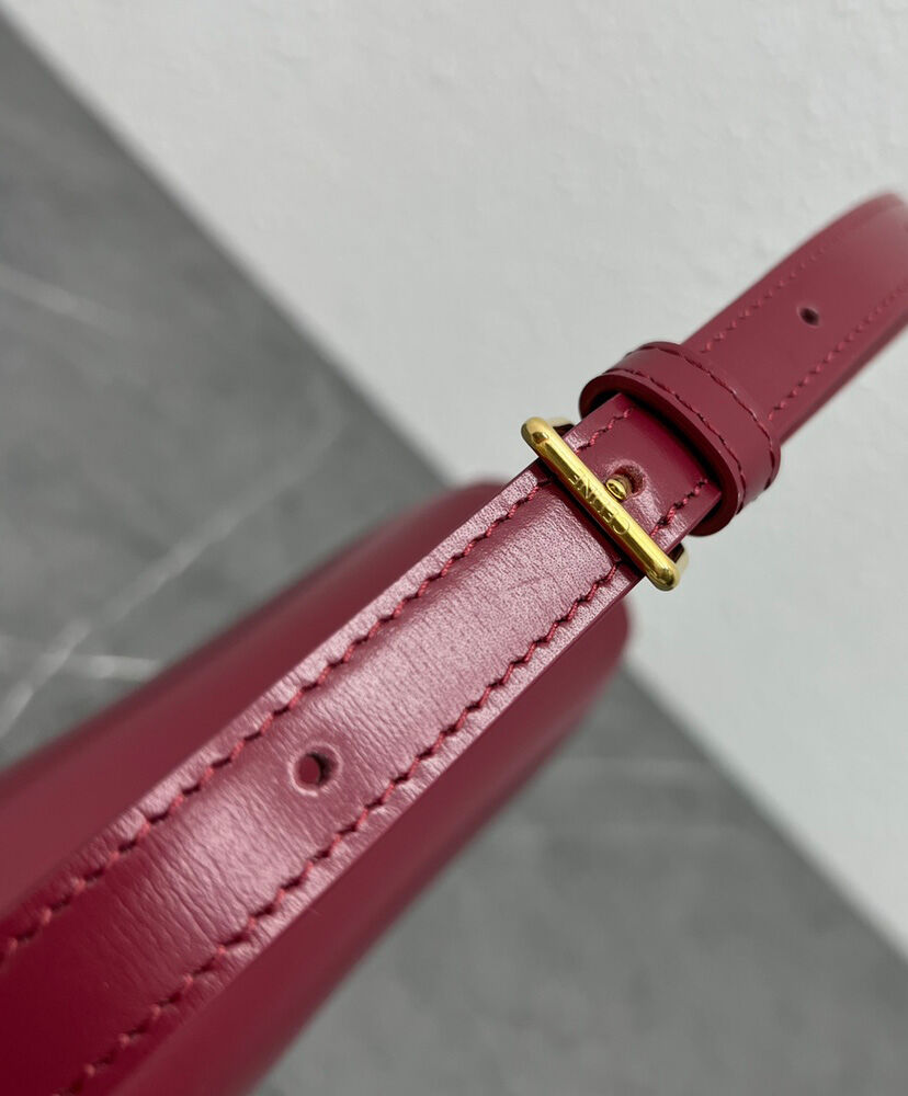 Celine Teen Besace Triomphe In Shiny Calfskin Red1:1High-quality replica